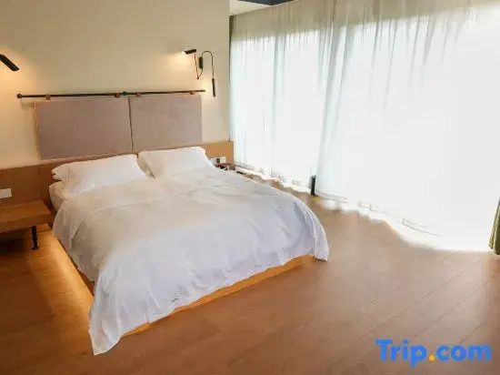 Standard Double Family room (full double bed)
