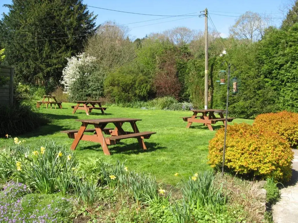 The Red Lion Hotel