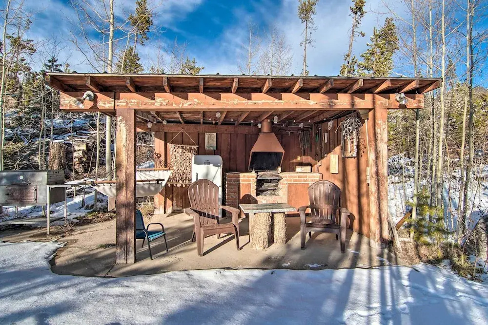 Outdoor Kitchen & Swim Spa: 1-acre Grand Lake Home