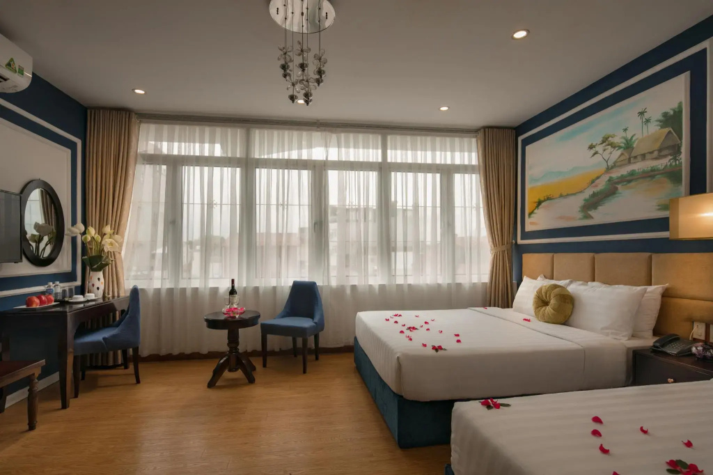Standard Family room with city view
