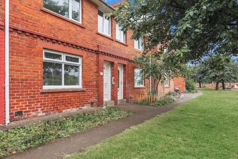 3bedroom House - Free Parking