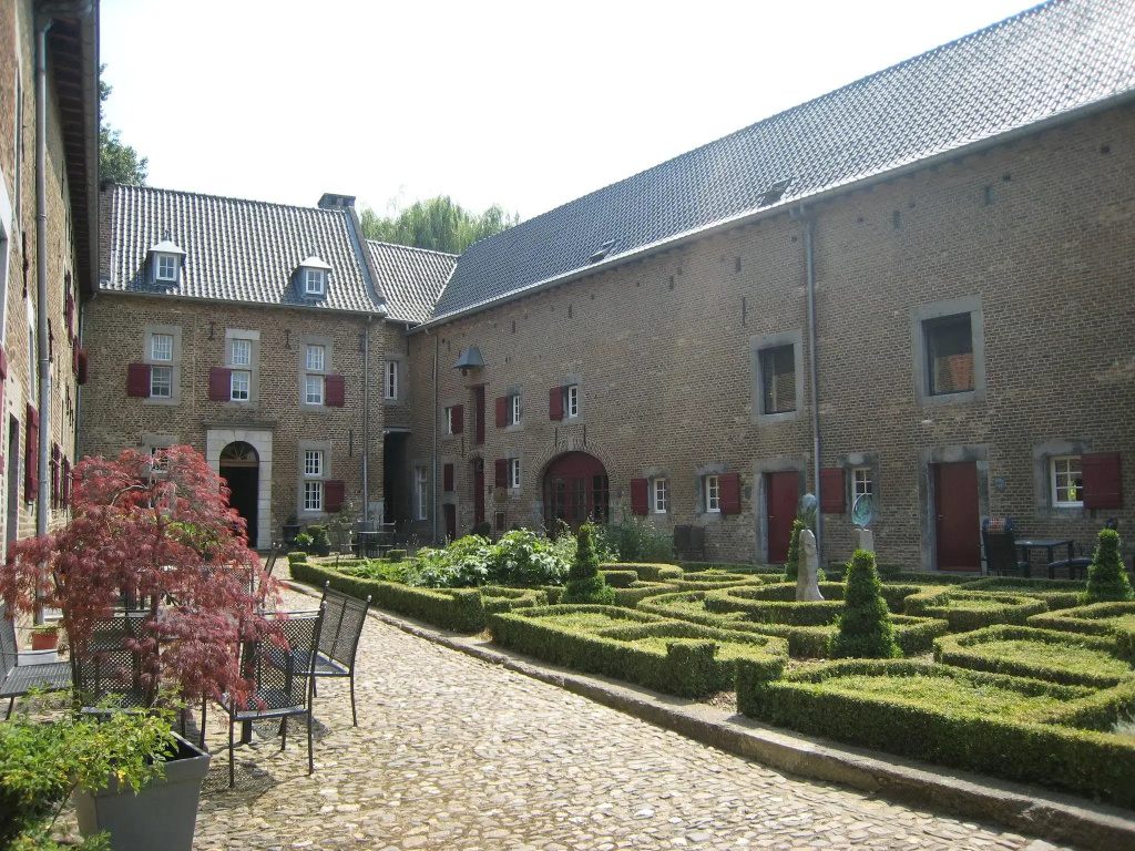 Spacious Apartment near Town Center in Mesch