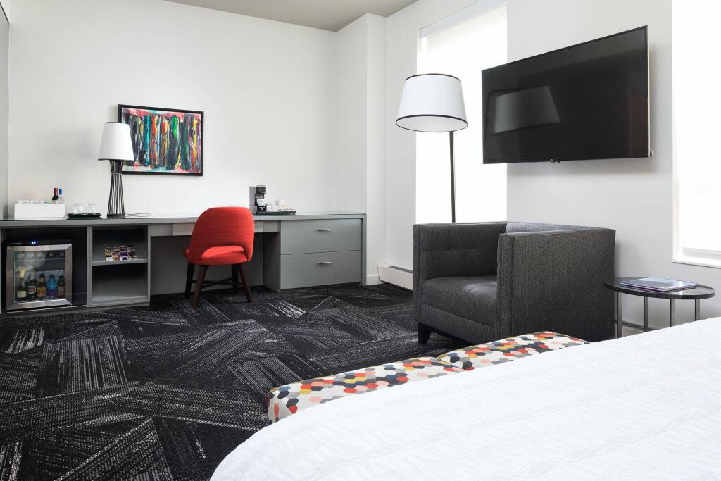 The Chambers Hotel by null