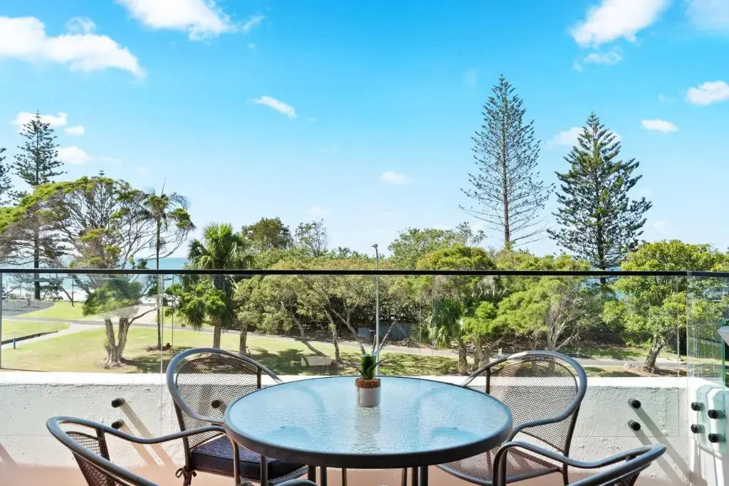 2 Bedrooms Apartment with balcony