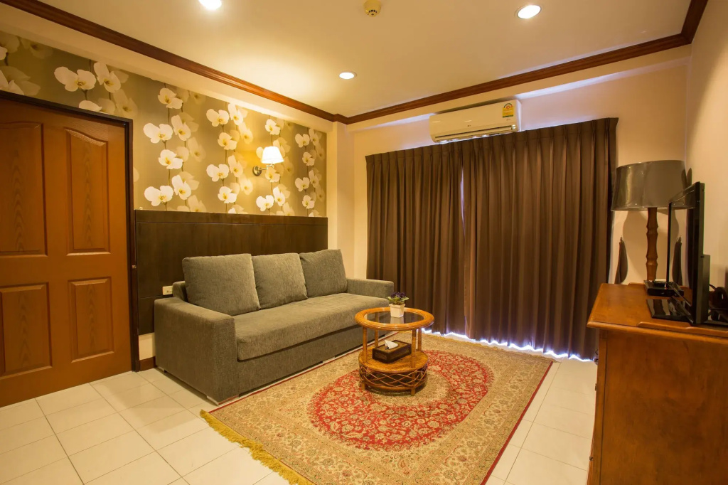 Lobby & Reception