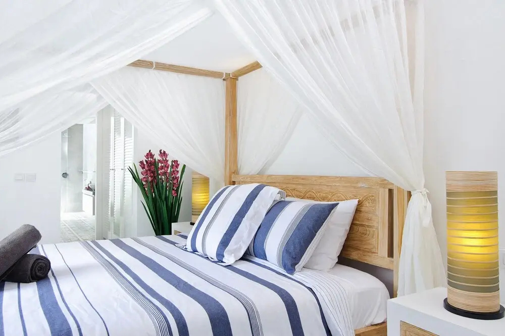 4 Bedrooms Family Villa