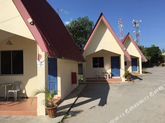 Adina Drive In Motel