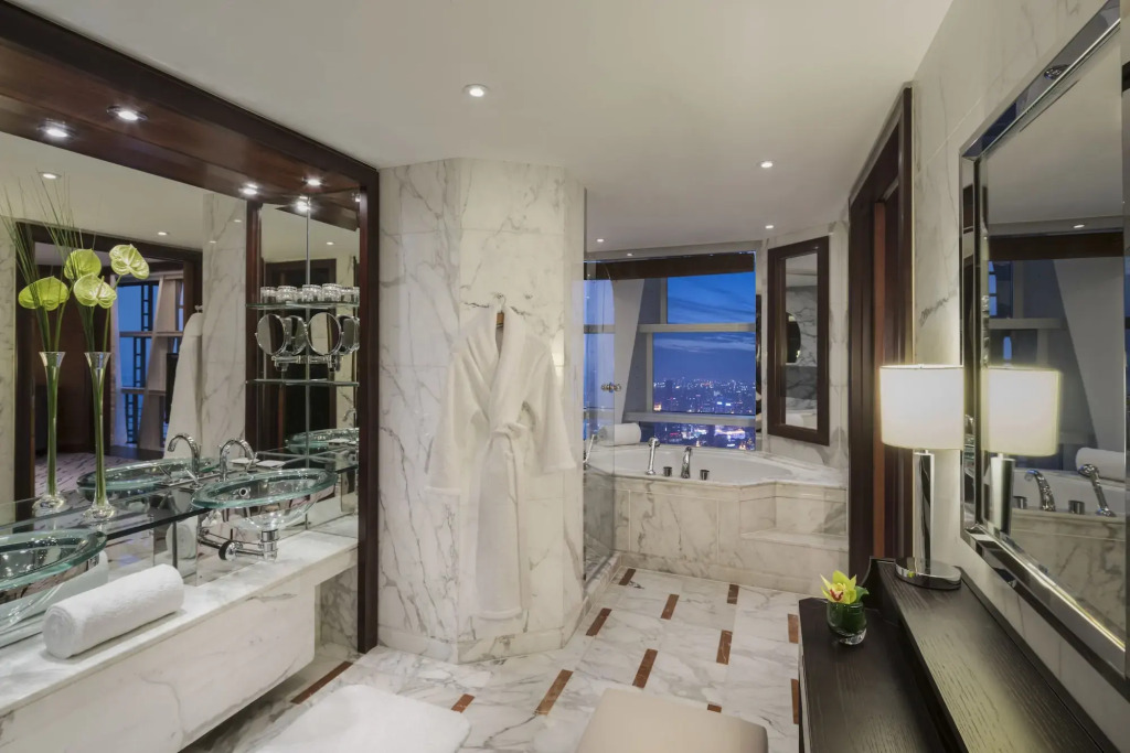 Grand Hyatt Shanghai by null