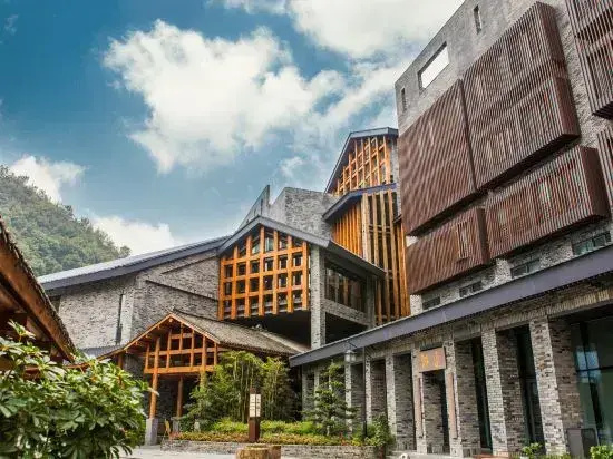 Confucius Hotel