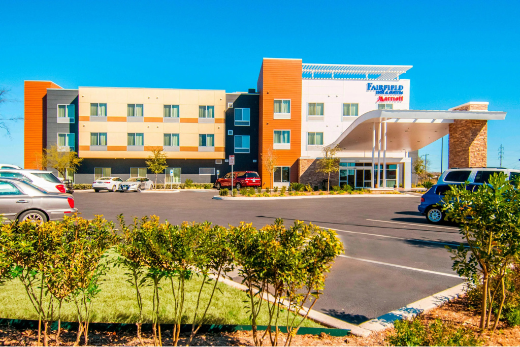 Fairfield Inn & Suites San Antonio Brooks City Base
