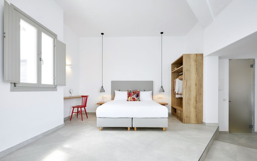 Aperanto Suites — 3