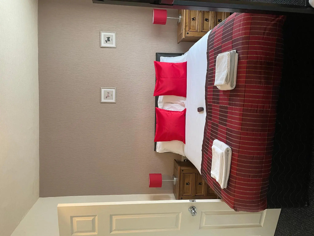 Standard Quadruple Family room