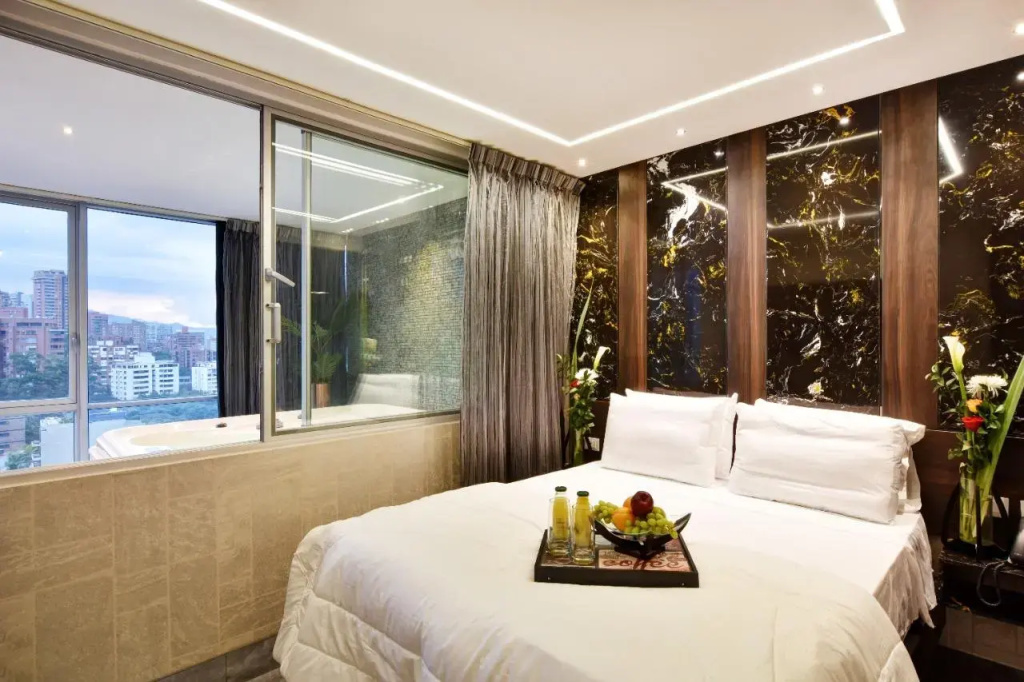 Penthouse Suite