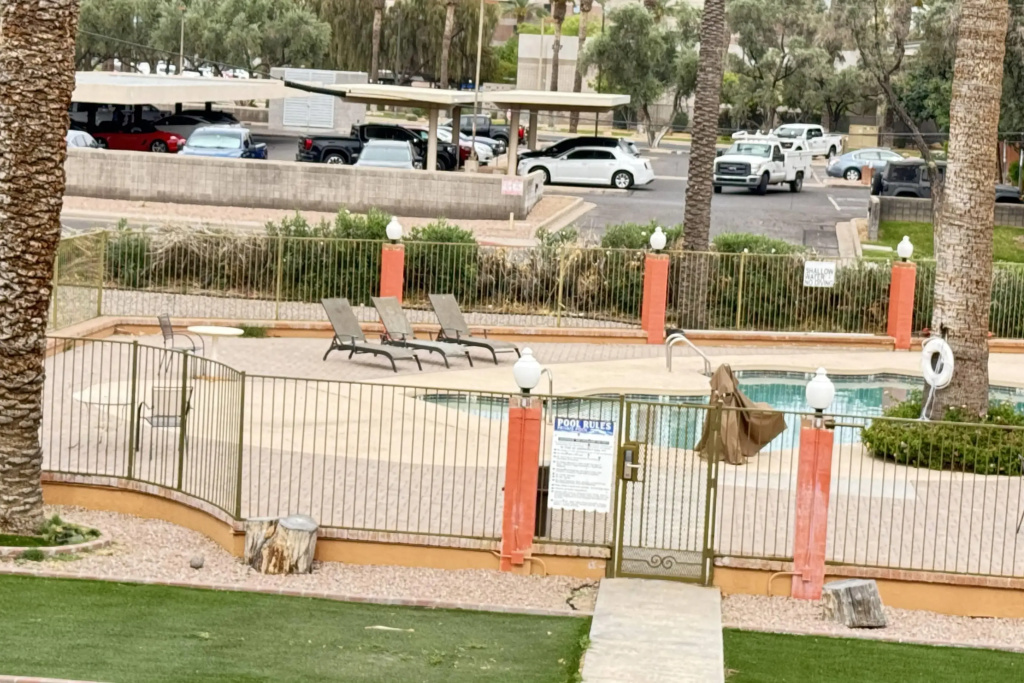 Howard Johnson by Wyndham Phoenix Airport/Downtown Area