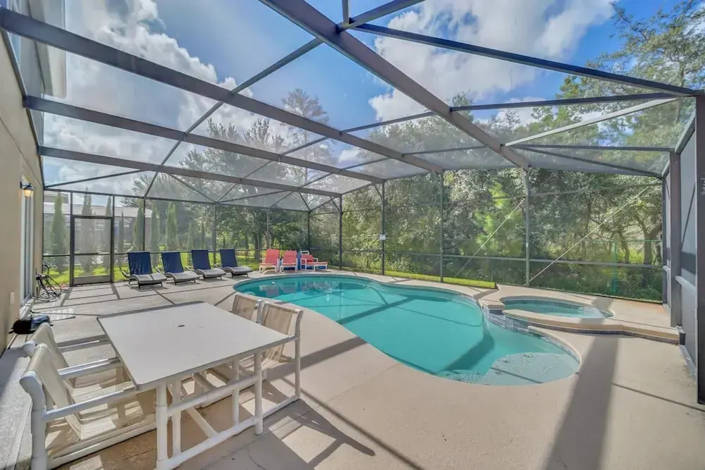 6BR Pool Villa Minutes From the Parks