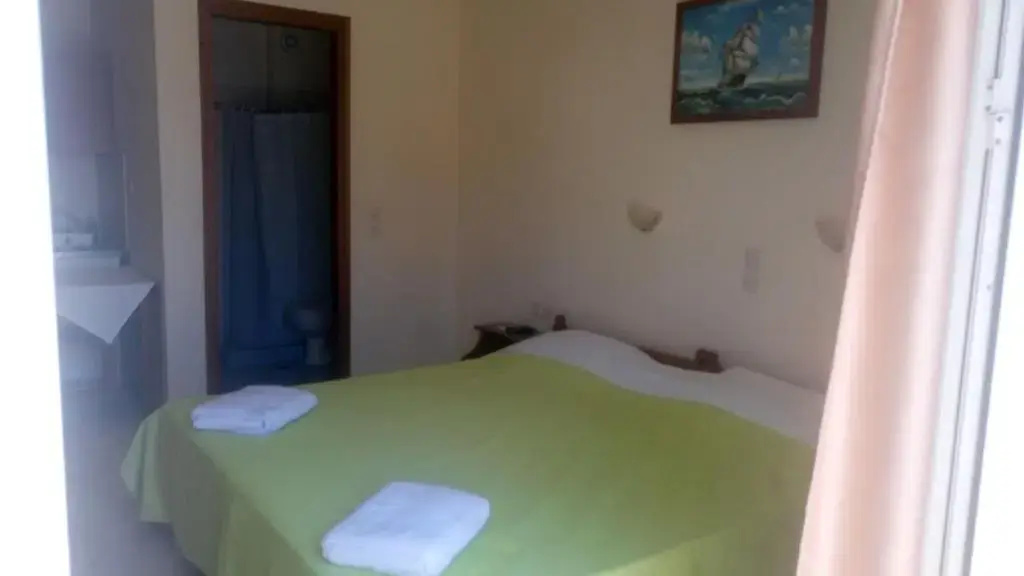 Standard Double room with balcony (full double bed)
