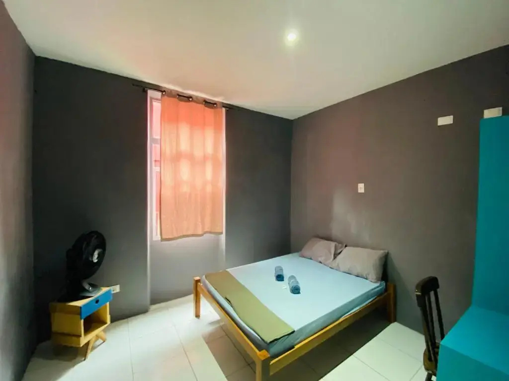 Economy room