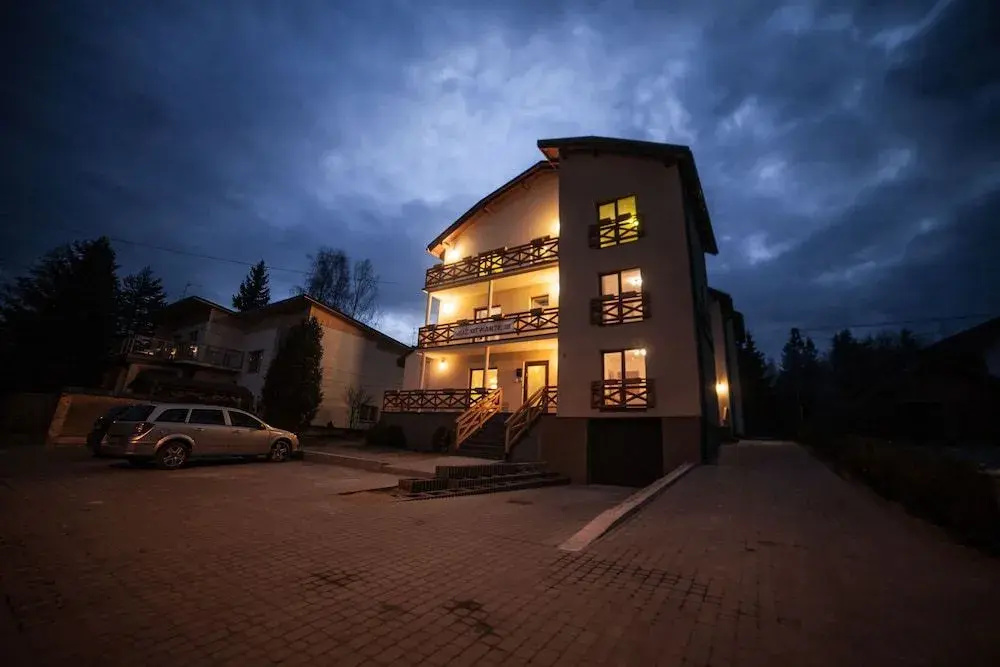 Rezydencja Pod Ochorowiczówka B&B