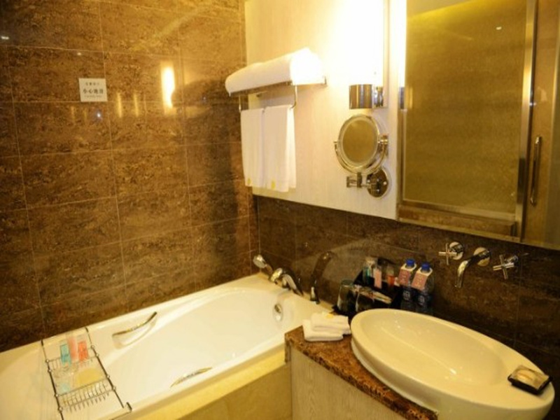 Superior Double room (full double bed)