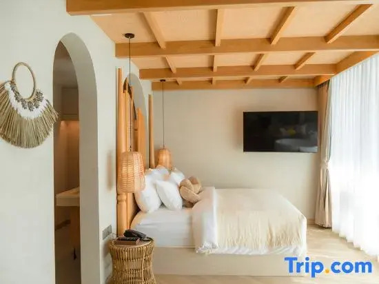 Люкс с видом на море в Maldives Beach Resort