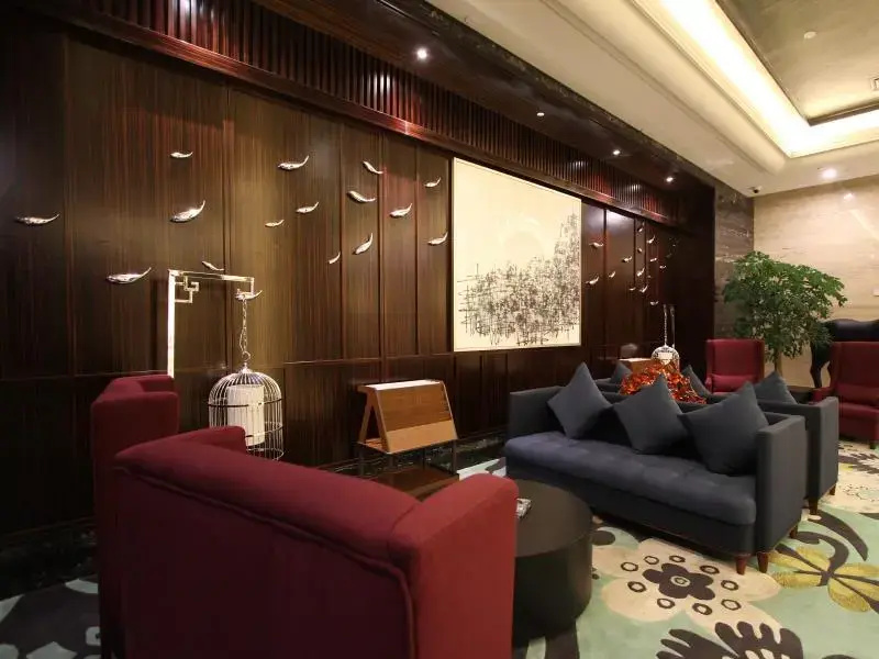 Lobby & Reception