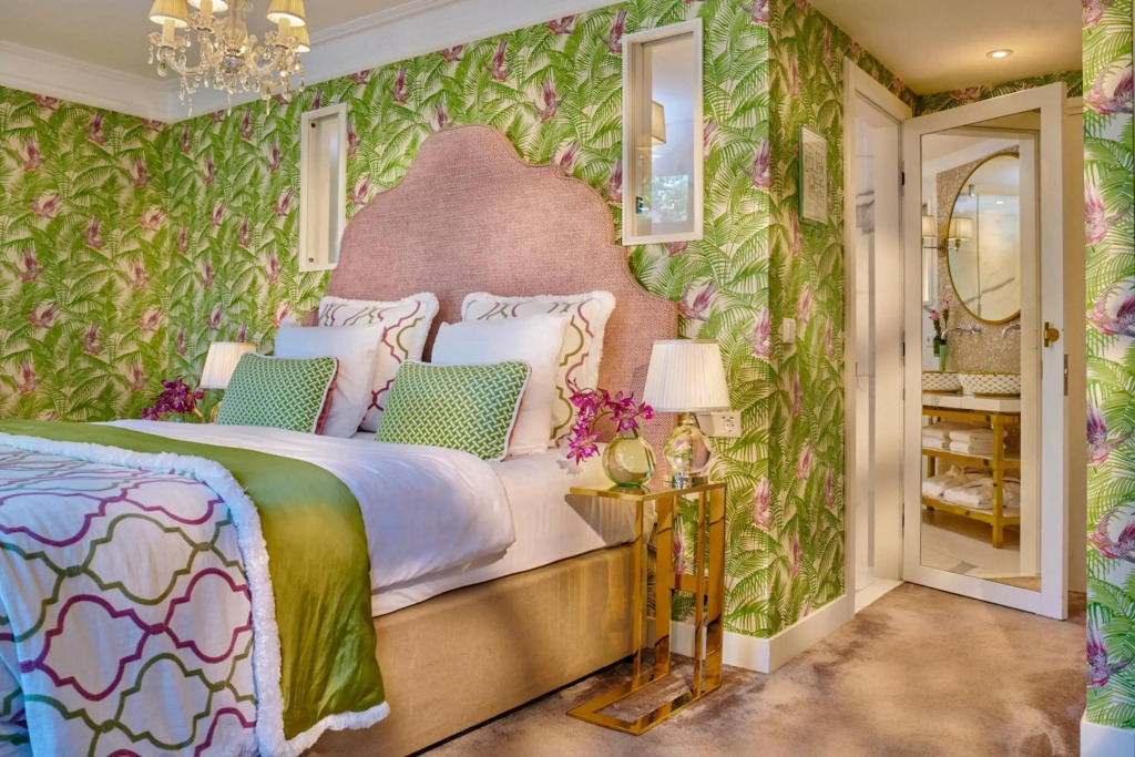 Hotel Estherea by null