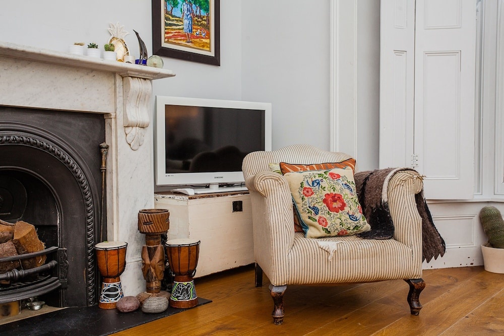 Stunning Stylish 3 Bed House in Fantastic Location