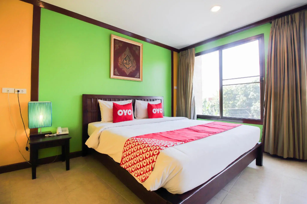 Deluxe Double room (full double bed)