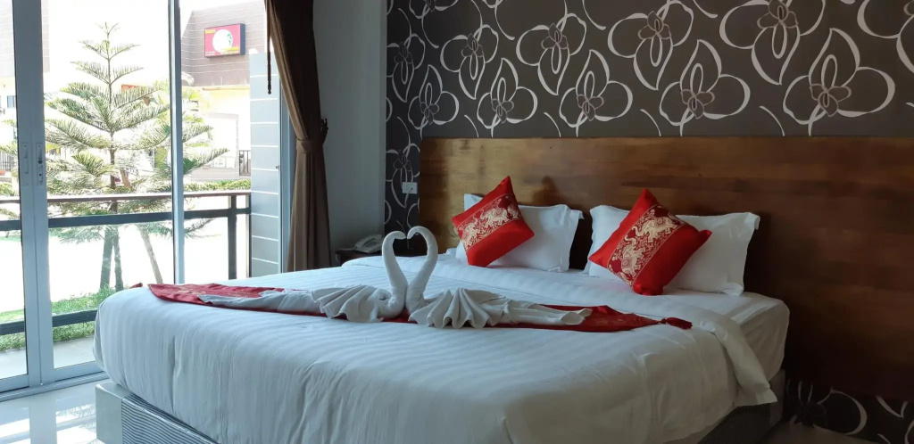 Standard Double room (full double bed)