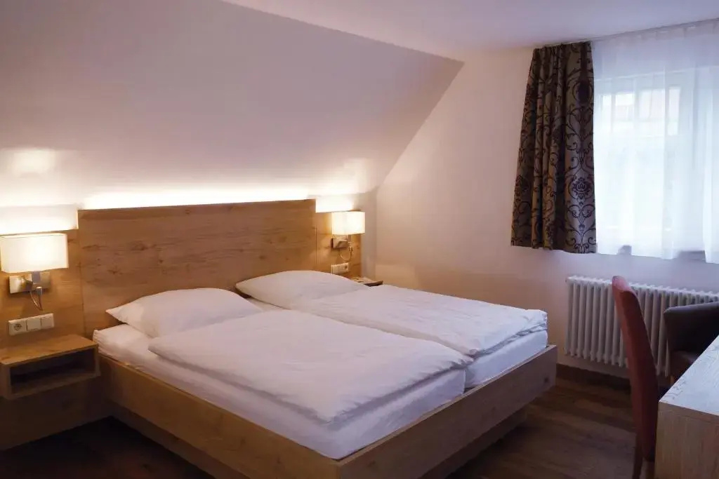 Landgasthof zum Adler - Chambres