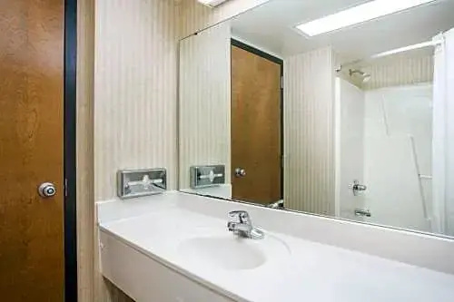 Standard Double room with balcony (full double bed)