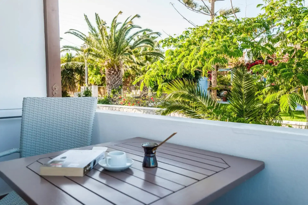 Oceanis Rooms