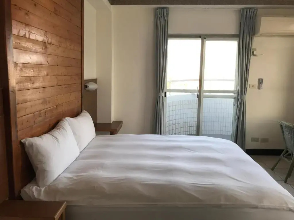 Ising Hotel - Chambres