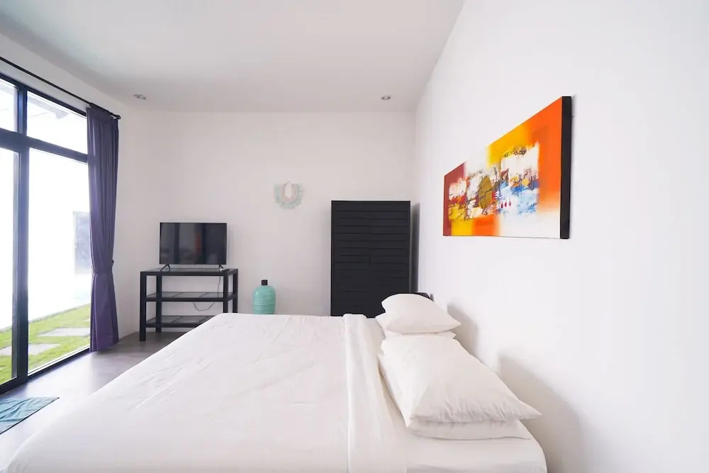 1 Bedroom Villa with pool view