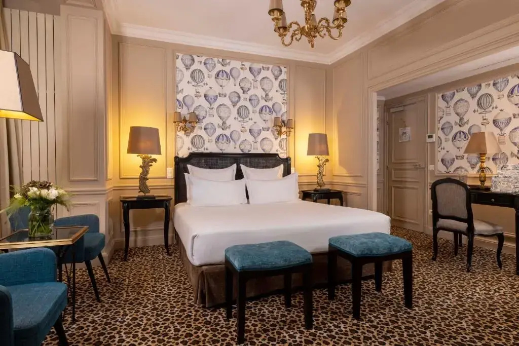 Deluxe Double room (full double bed)