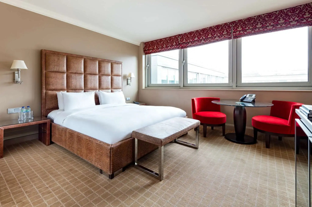 The May Fair, A Radisson Collection Hotel, Mayfair London - 3