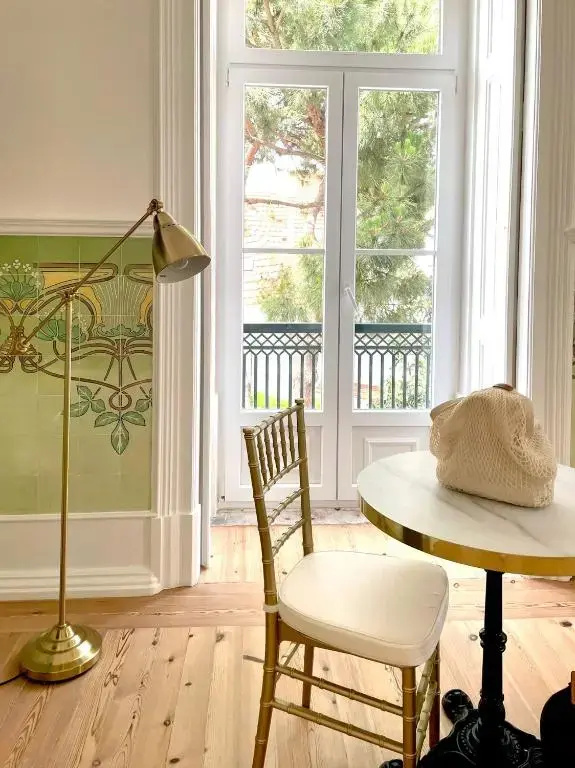 Balcony & Terrace