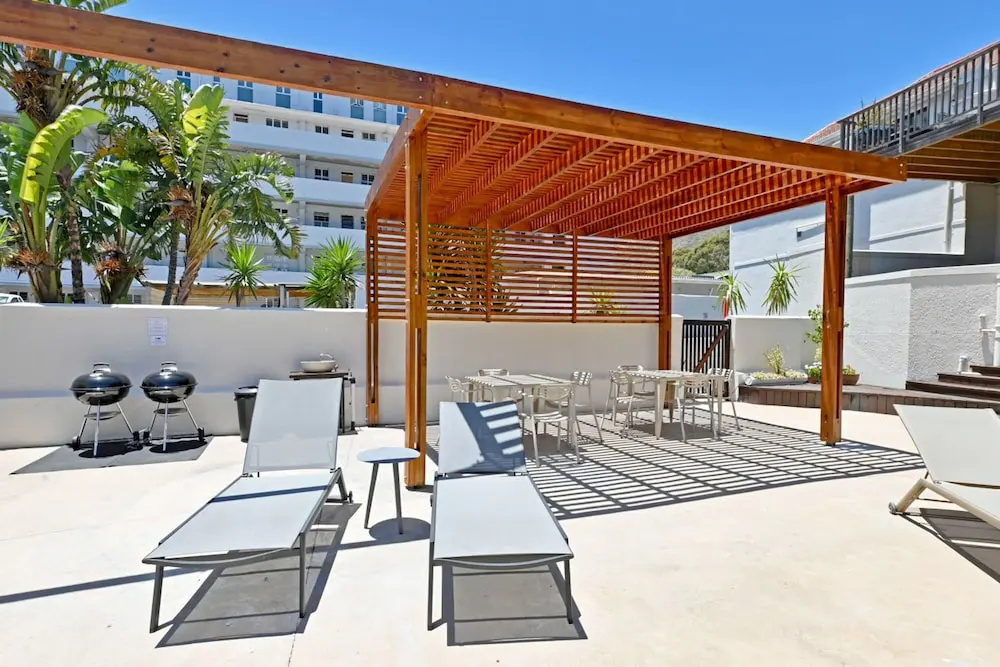 Planet Africa Studio Pool Gym
