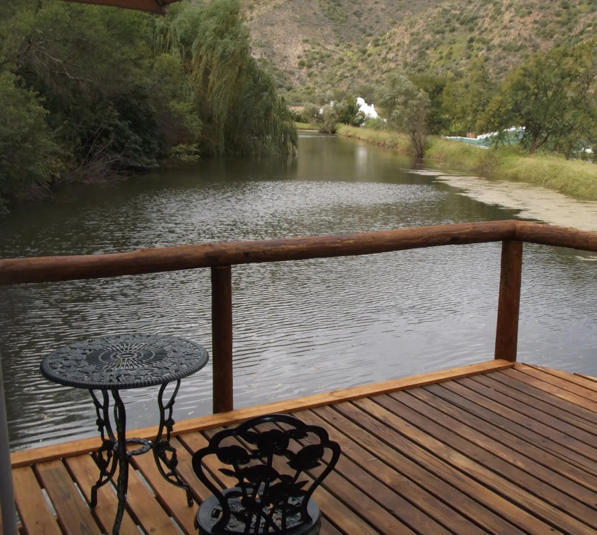 Old Mill Lodge, Working Ostrich Farm & Restaurant, Oudtshoorn