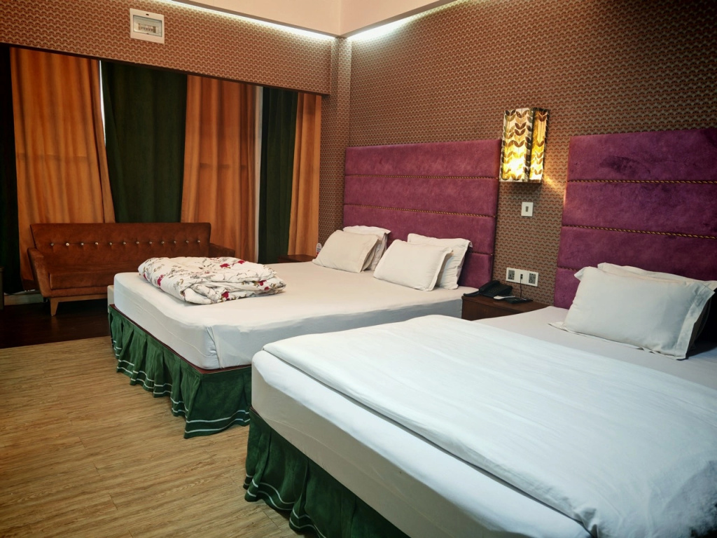 Deluxe Family room