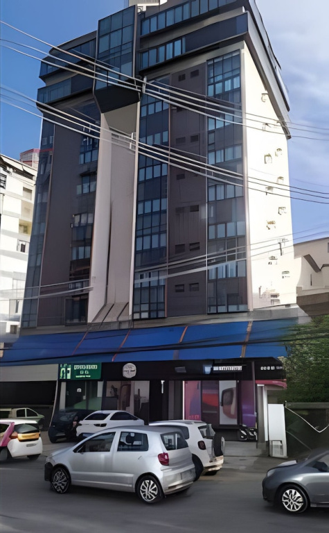 1 Flat prox Salvador Shop com garagem