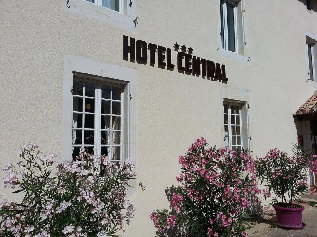 Hôtel Central