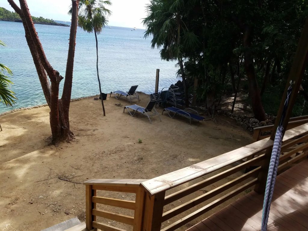 Beach & Waterfront