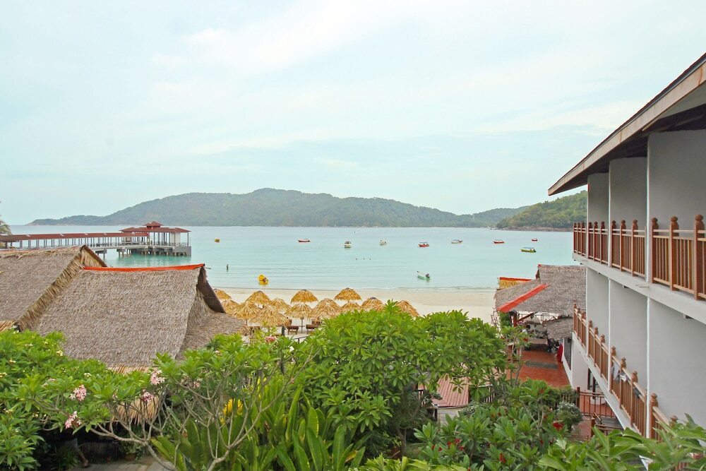 Bubu Long Beach Resort