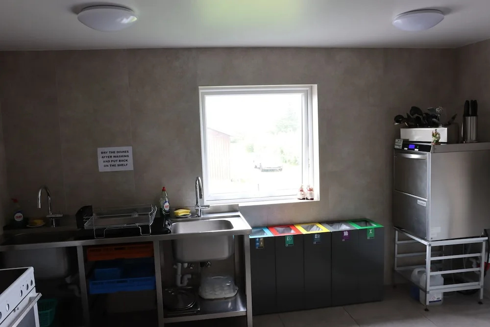 Standard Quadruple Basement room