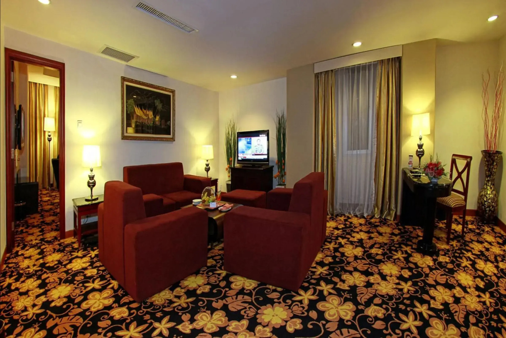 Rocky Plaza Hotel Padang - фото 48