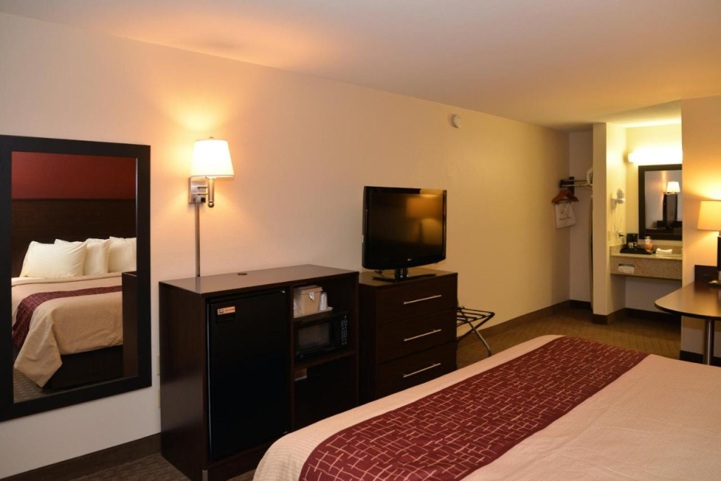 Super 8 Cookeville
