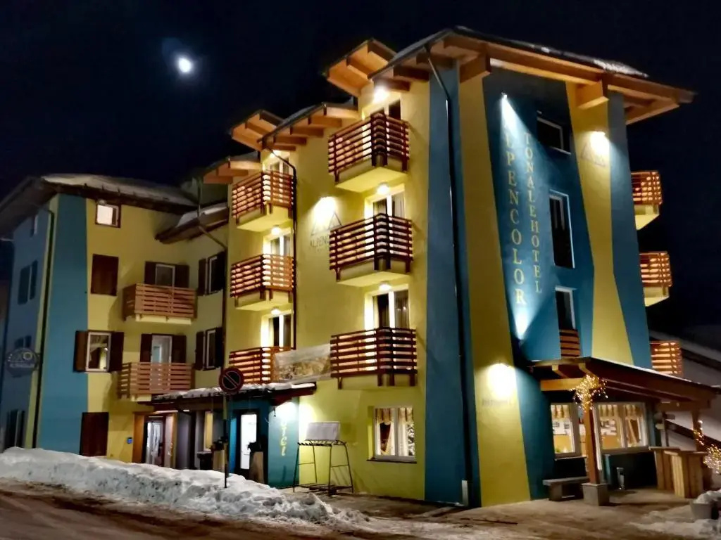 Alpenсolor Hotel Tonale