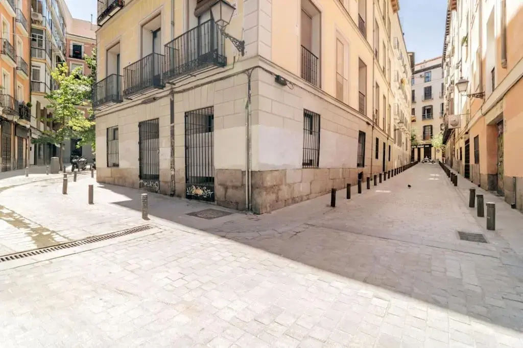 Caprichoso Loft junto Teatro Real - Madrid Centro by Batuecas