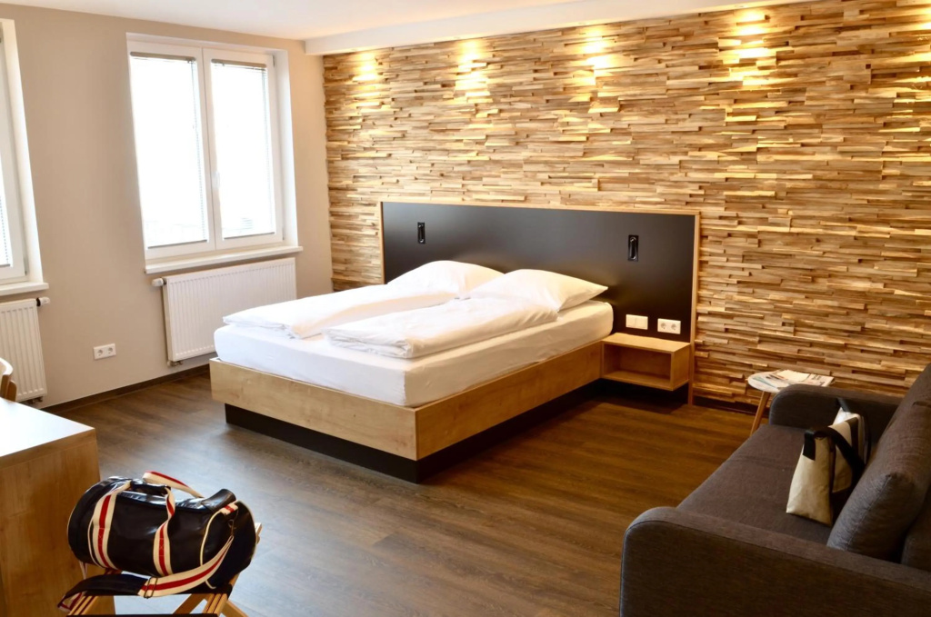 Hotel FIVE — 2